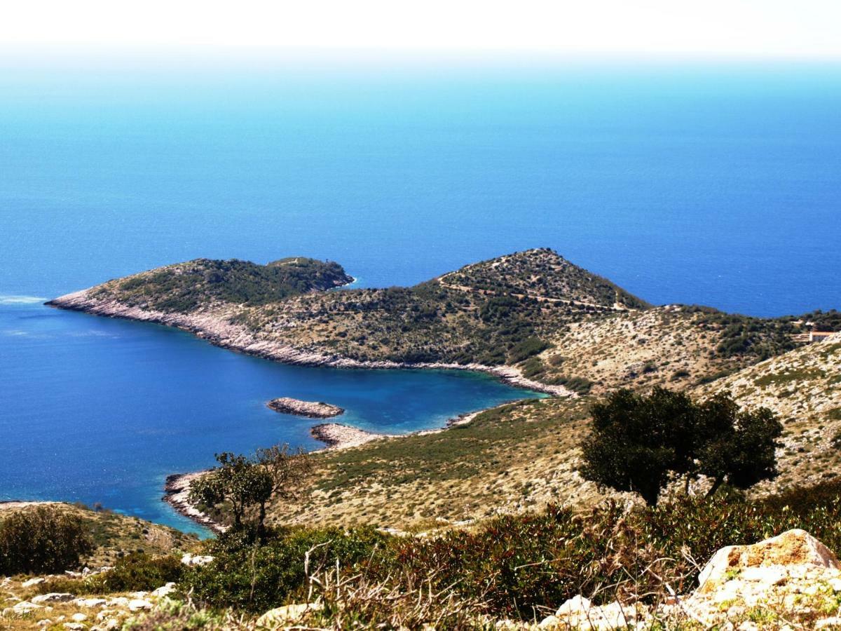 Lastovo Apartments Luza מראה חיצוני תמונה