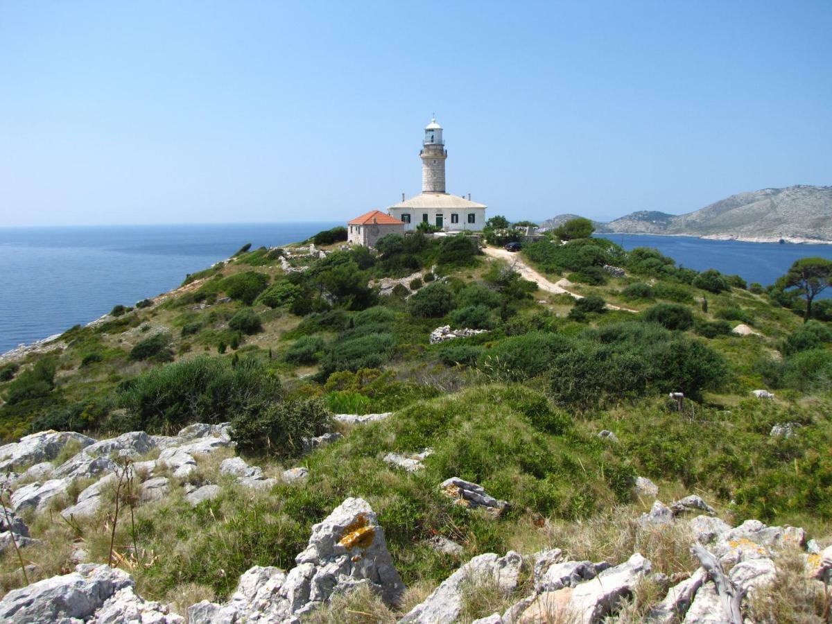 Lastovo Apartments Luza מראה חיצוני תמונה