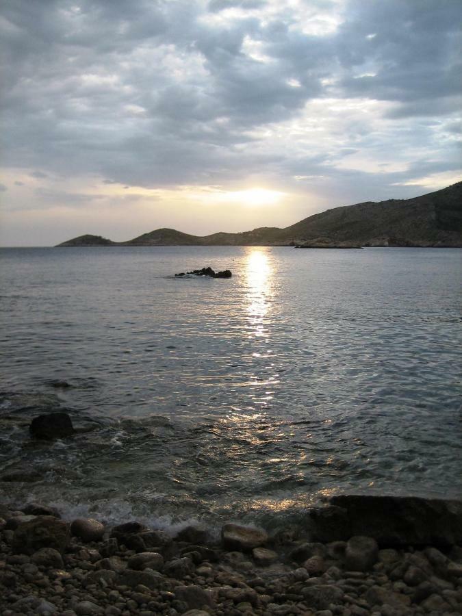 Lastovo Apartments Luza מראה חיצוני תמונה
