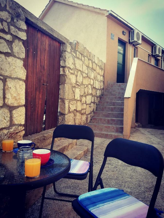 Lastovo Apartments Luza מראה חיצוני תמונה